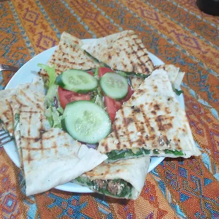 Ali Baba's House Bed & Breakfast 2*