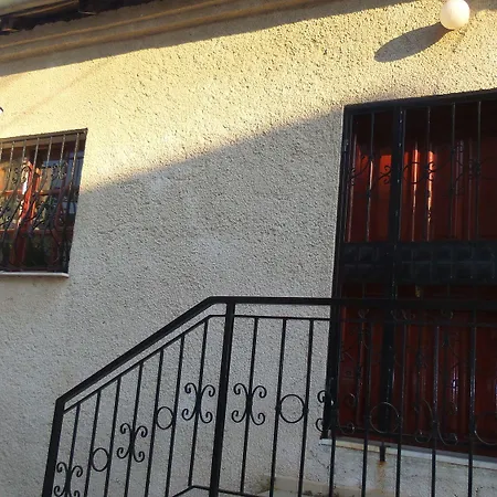 Ali Baba's House Oda ve Kahvaltı