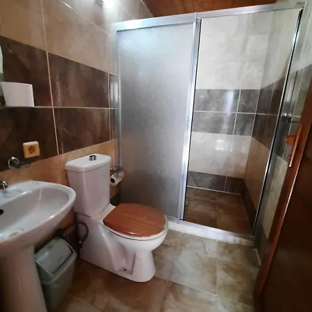 Ali Baba's House Oda ve Kahvaltı 2*
