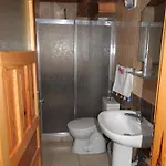 Alojamento de Acomodação e Pequeno-almoço Ali Baba's House 2*