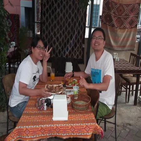 Ali Baba's House Bed & Breakfast 2*