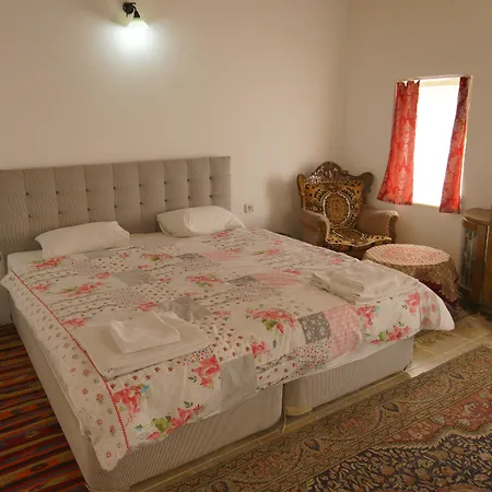 Bed & Breakfast Ali Baba's House 2*