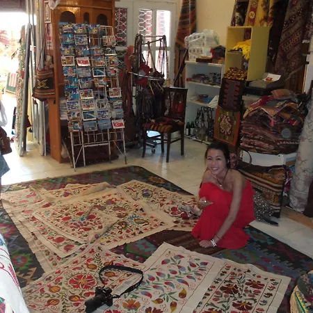 Ali Baba's House Bed & Breakfast