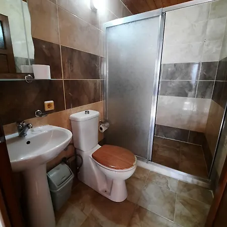 Ali Baba's House Bed & Breakfast 2*