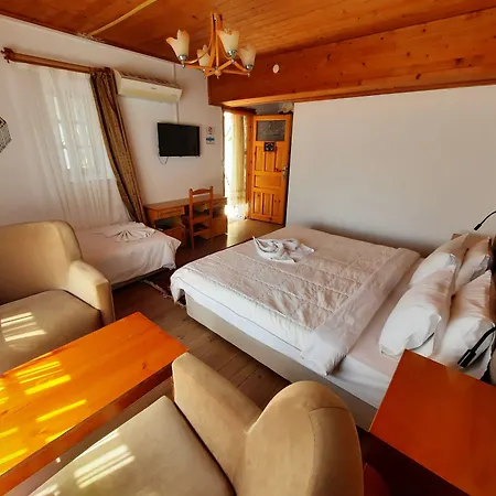 Bed and Breakfast Ali Baba's House Σελτσούκ